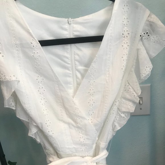 Eyelet white summer dress - Picture 2 of 4